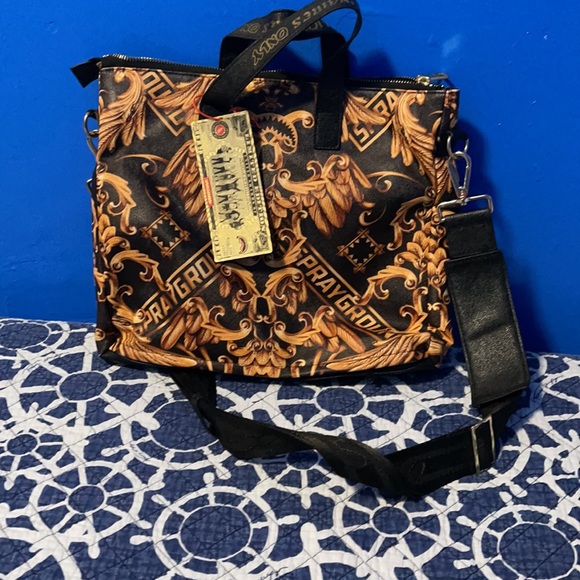 Palace of sharks travel case - Picture 2 of 3